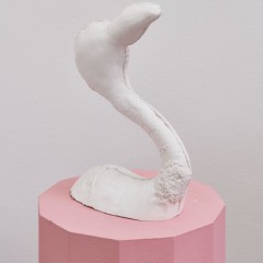 Flamingohead, plaster, 60 x 40 x 40 cm, 2015